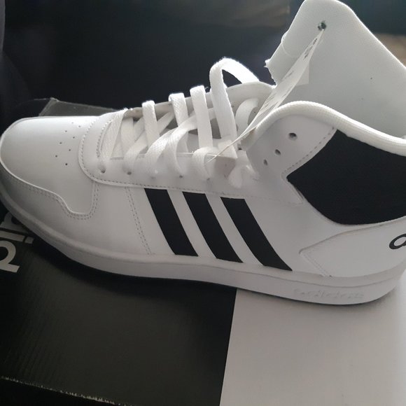 ADIDAS - Picture 2 of 5